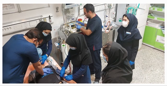 احیا موفق(cpr) اقایی 43 ساله توسط پرسنل اورژانس 115 و اورژانس بیمارستان امام علی (ع)